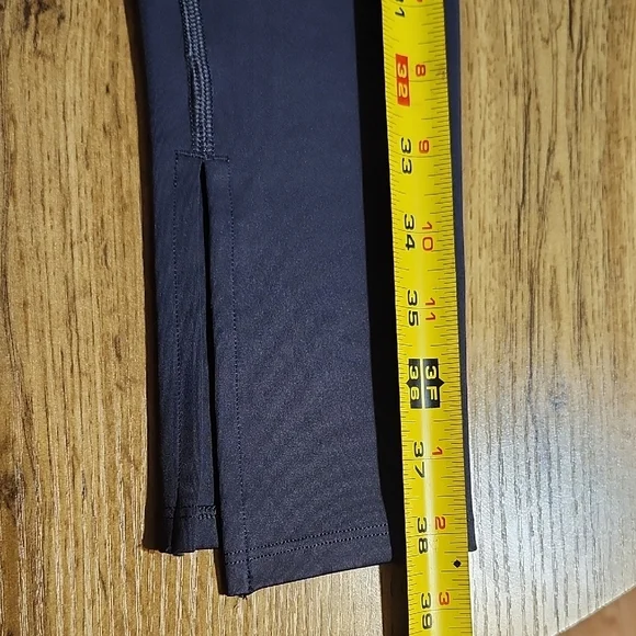 ALO Yoga Charcoal Leggings Size S - Picture 15 of 16